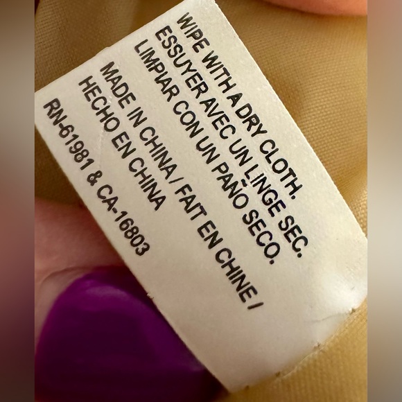 Avon Leopard Print Tote Bag, Body - 100% Paper, Lining - 100% Polyester NWOT - Picture 10 of 13